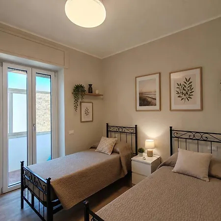 Cozy Overlooking The Main Square * Orsogna